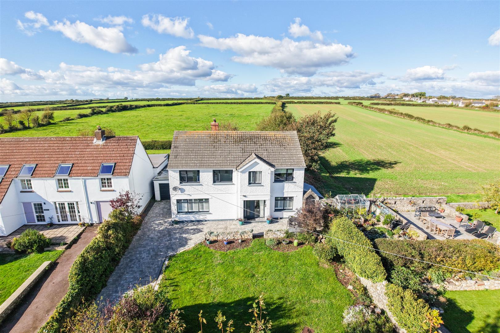 Unicorn Cottage, Chapel Road, Broughton, Nr Cowbridge, Vale of Glamorgan, CF71 7QR